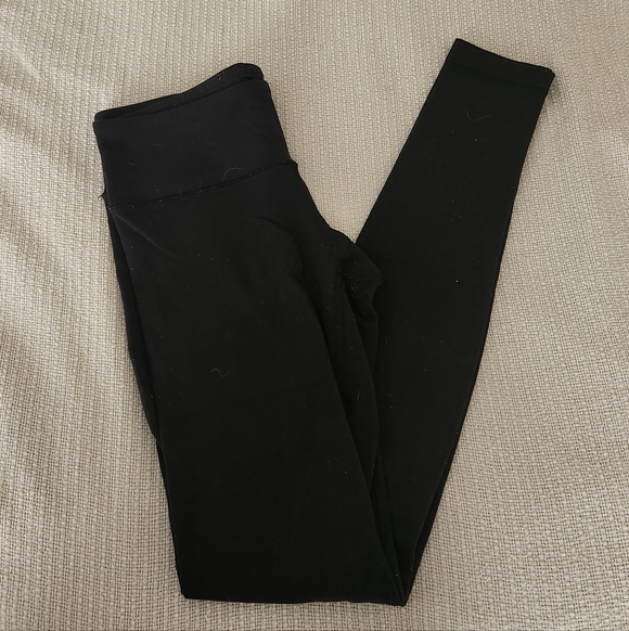 lululemon athletica Pants - Lululemon Mid-Rise Leggings, Color Black, Size 4